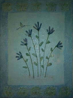 Flores em cianita azul com um beija-flor, com texturas
